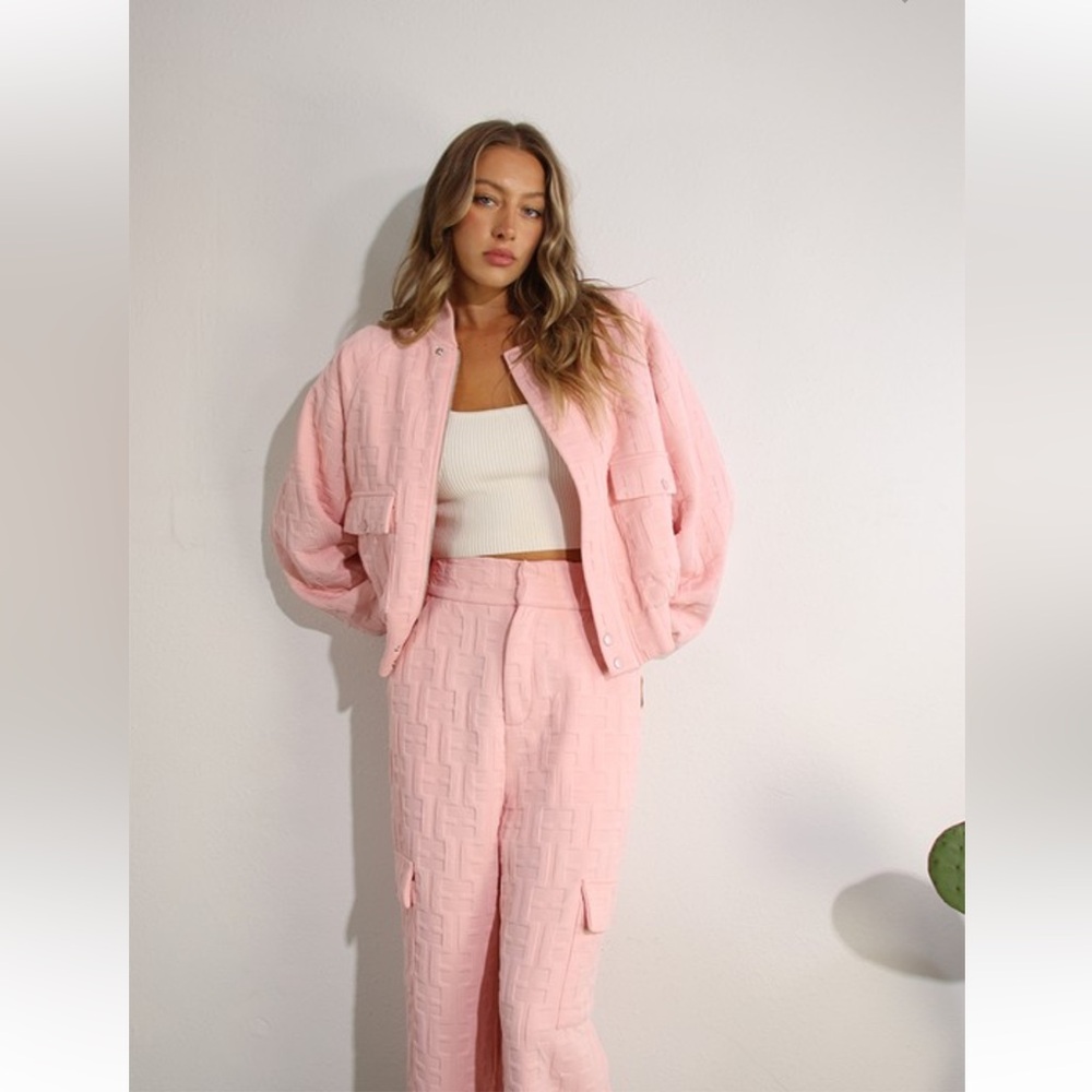 EMBOSSED BOMBER AND PANT SET - Picture 5 of 15